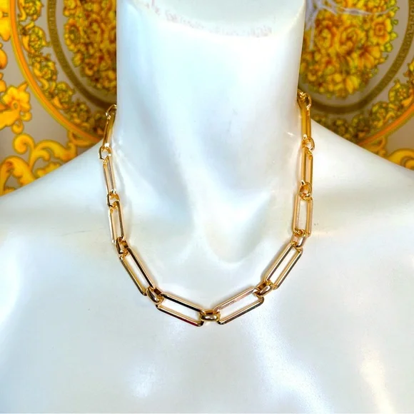 18k yellow gold plated 16” to 18” paperclip necklace ⭐️ - Picture 4 of 5